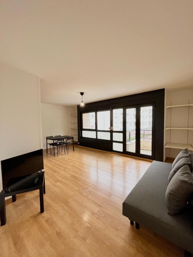Ponsardin- Appartement Avec Balcon Et Parking Reims Esterno foto