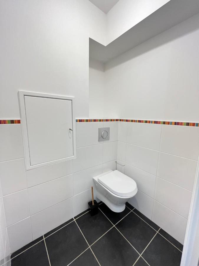 Ponsardin- Appartement Avec Balcon Et Parking Reims Esterno foto